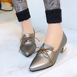 Women's Shoes Low Heels/Pointed Toe Heels/Oxfords Office & Career/Casual Black/Red/Silver/Gray