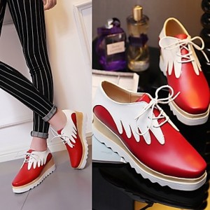 Women's Shoes Platform Comfort / Round Toe Oxfords Wedding / Outdoor / Dress / Casual Black / Red