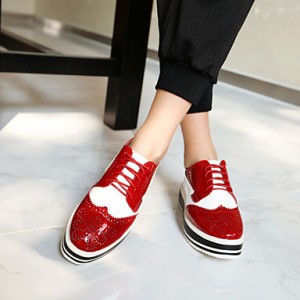 Women's Shoes Patent Leather Platform Platform / Round Toe Loafers Outdoor / Casual Black / Red