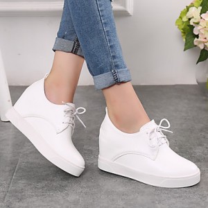 Women's Flats Winter Comfort / Round Toe / Closed Toe Microfibre Casual Platform Black / White Walking