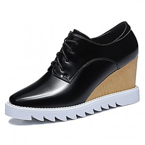 Women's Shoes Leatherette Wedge Heel Wedges Fashion Sneakers Office & Career / Dress / Casual Black / White